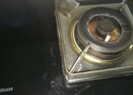 燃气灶点火针持续放电的原因分析（探究燃气灶点火针放电的相关问题及解决方法）