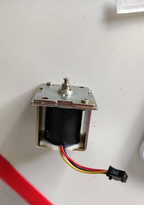 海尔冰箱传感器的位置与作用（探索海尔冰箱传感器的奥秘）  第2张