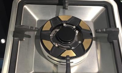如何封闭集成灶检修空隙（解决集成灶检修空隙问题的简易方法）  第2张