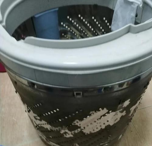 自制洗衣机过滤网清洗方法（简单有效的自制过滤网清洗技巧）  第3张