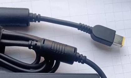 联想300w电源适配器体积大的原因是什么？有何优势？  第1张